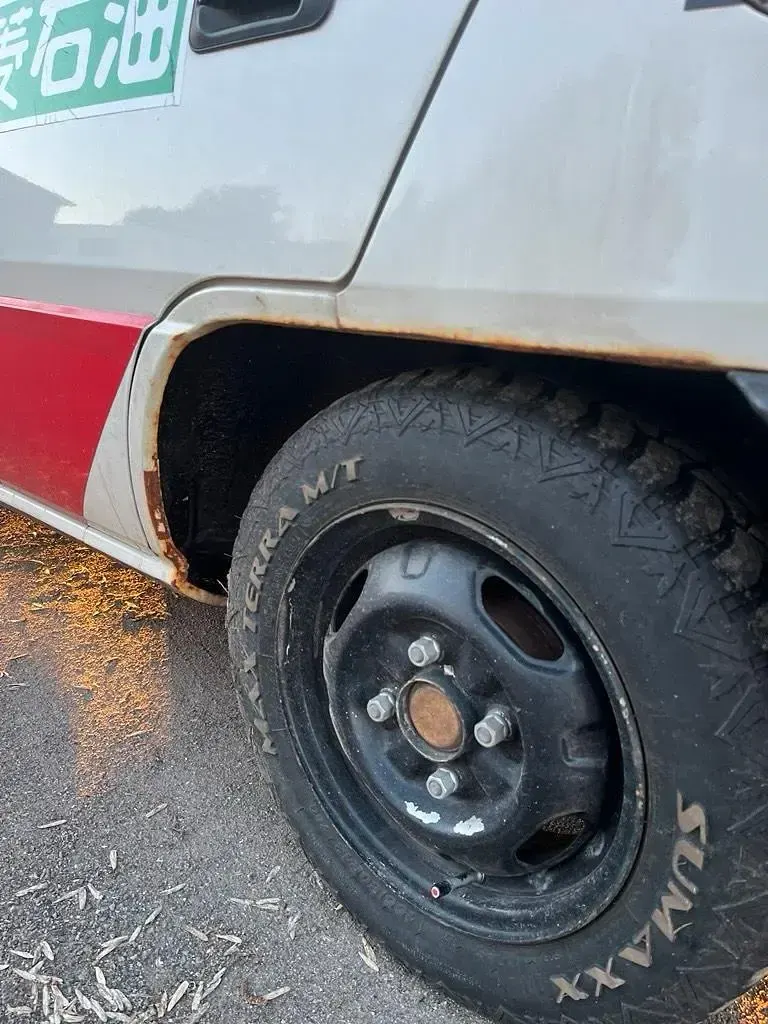 Gebraucht Mitsubishi Lancer 70 PS (51 kW) 1988 Weiß Limousine