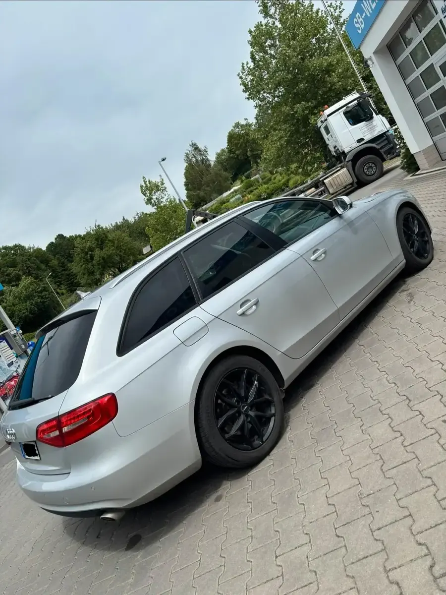 Gebraucht Audi A4 245 PS (180 kW) 2012 Silber Kombi