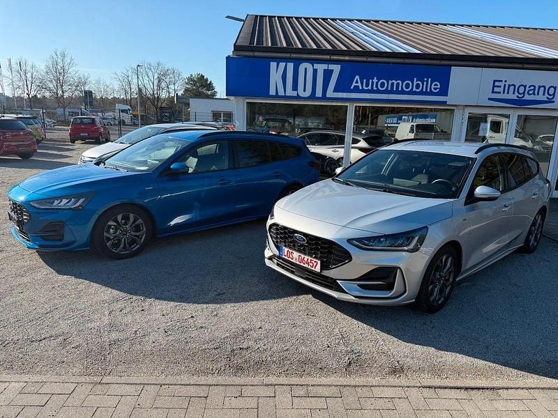 Gebraucht Ford Focus ST-Line 116 PS (85 kW) 2025 Silber Limousine