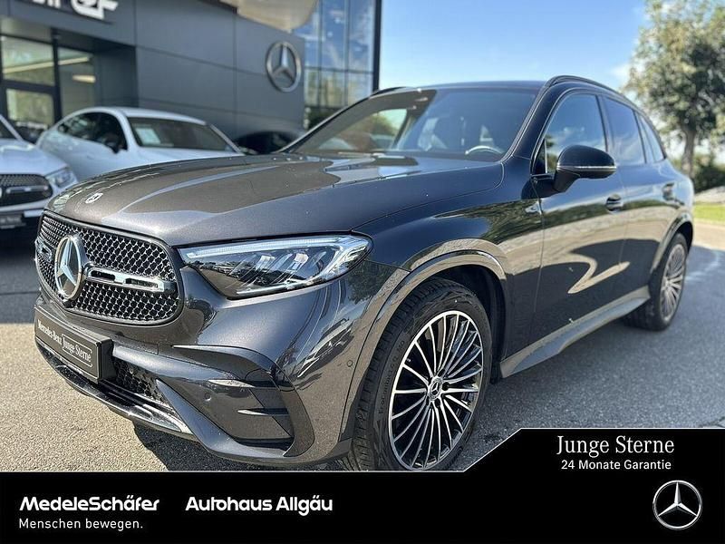 Lack graphitgrau Gebraucht 2024 Mercedes GLC220 AMG SUV | 54.740 € (Superpreis) - Bild 1/4