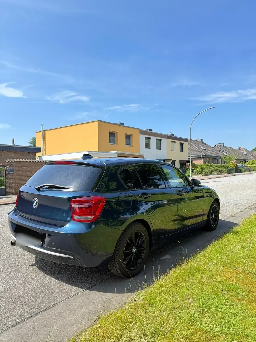 Gebraucht BMW 120 Urban Line 184 PS (135 kW) 2012 Blau Kleinwagen