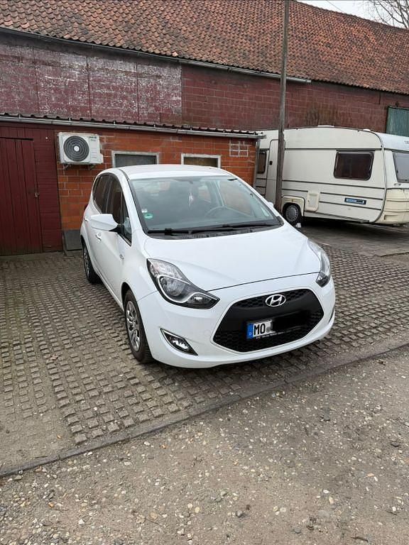 Gebraucht Hyundai ix20 YES! 90 PS (66 kW) 2017 Weiß Kleinwagen