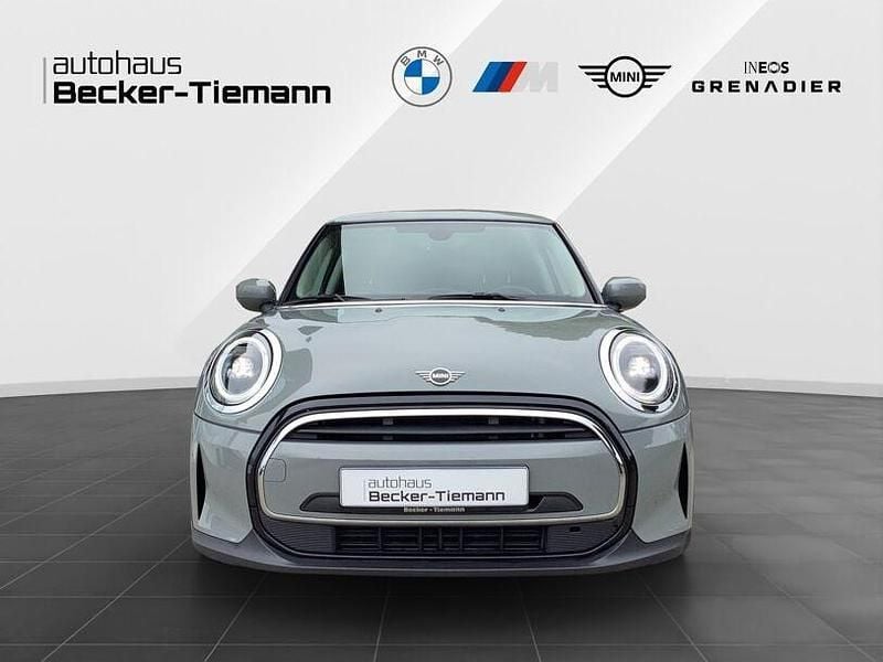 Gebraucht Mini Cooper Hatch 136 PS (100 kW) 2022 Grau Kleinwagen