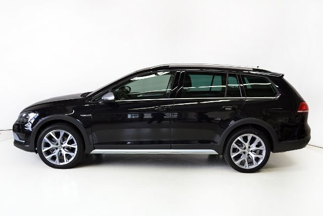 Gebraucht VW Golf VII 150 PS (110 kW) 2016 Schwarz metallic Kombi