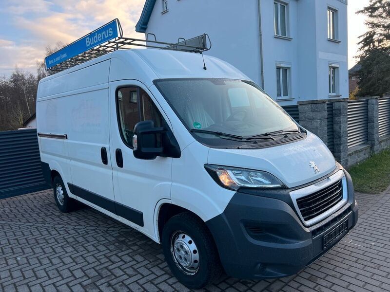 Weiß Gebraucht 2015 Peugeot Boxer Avantage Van | 8.950 € (Etwas zu teuer) - Bild 1/4