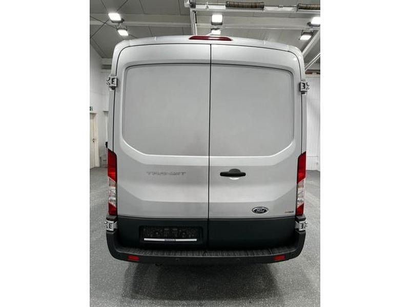 Usado Ford Transit ST 105 HP (77 kW) 2018 Prateado Van