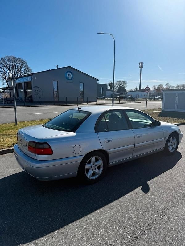 Usado Opel Omega 2003 Sedan