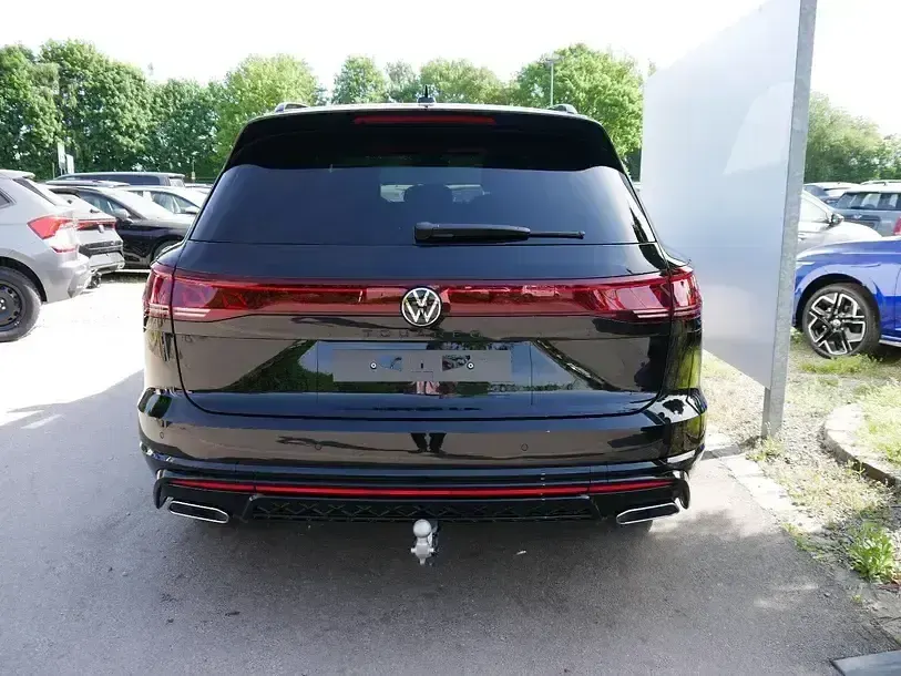 Gebraucht VW Touareg Edition 286 PS (210 kW) 2026 Grenadillschwarz metallic SUV