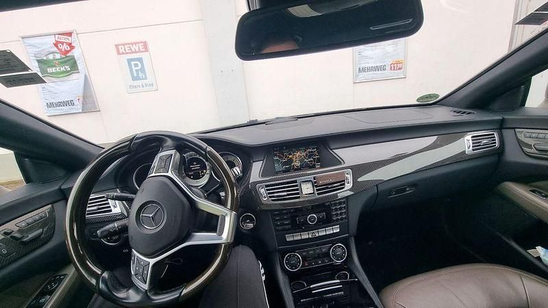 Gebraucht Mercedes CLS350 265 PS (194 kW) 2011 Beige Coupé