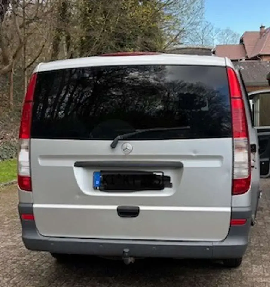 Gebraucht Mercedes Vito 163 PS (119 kW) 2014 Silber Van
