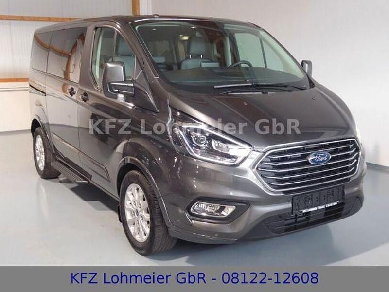 Gebraucht Ford Tourneo Custom Titanium 170 PS (125 kW) 2019 Grau Van
