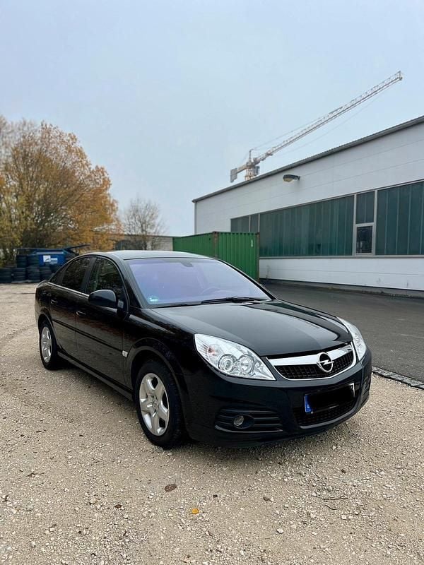 Schwarz Gebraucht 2007 Opel Vectra Limousine | 1.500 € (Guter Preis) - Bild 1/4