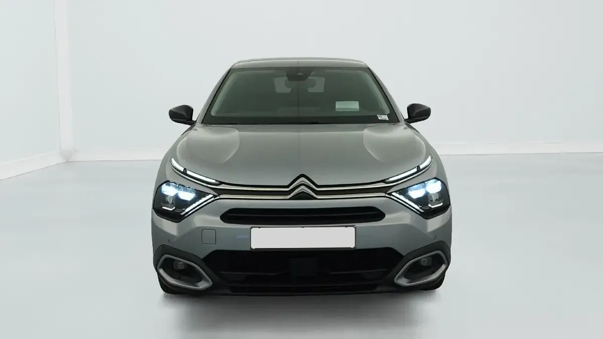 Gebraucht Citroën C4 PureTech 131 PS (96 kW) 2024 Grau (gris artense) SUV