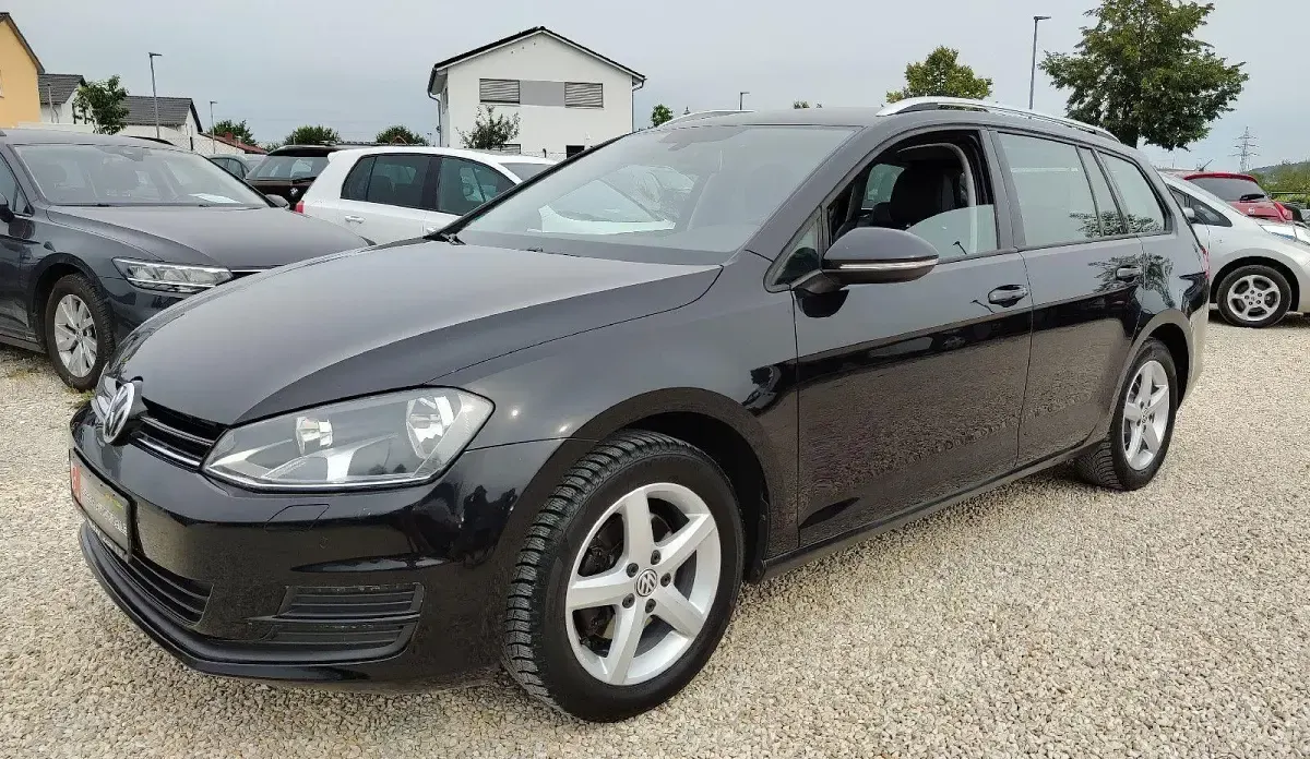 Gebraucht VW Golf VII Comfortline 140 PS (102 kW) 2014 Schwarz Limousine