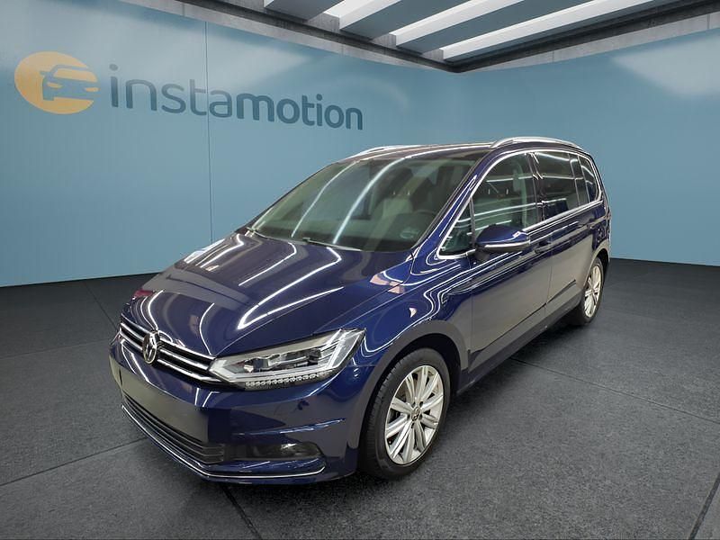 Blau Gebraucht 2024 VW Touran Van / Kleinbus | 35.649 € (Etwas zu teuer) - Bild 1/4