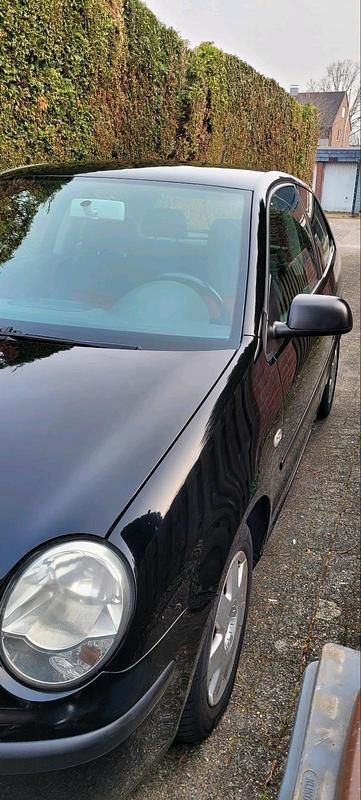 Gebraucht VW Polo 64 PS (47 kW) 2003 Schwarz Kleinwagen