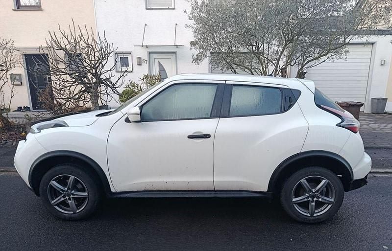 Gebraucht Nissan Juke 116 PS (85 kW) 2016 Weiß SUV