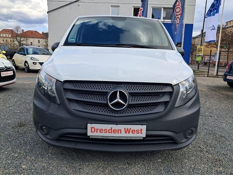 Gebraucht Mercedes Vito 114 PS (83 kW) 2014 Weiß Van