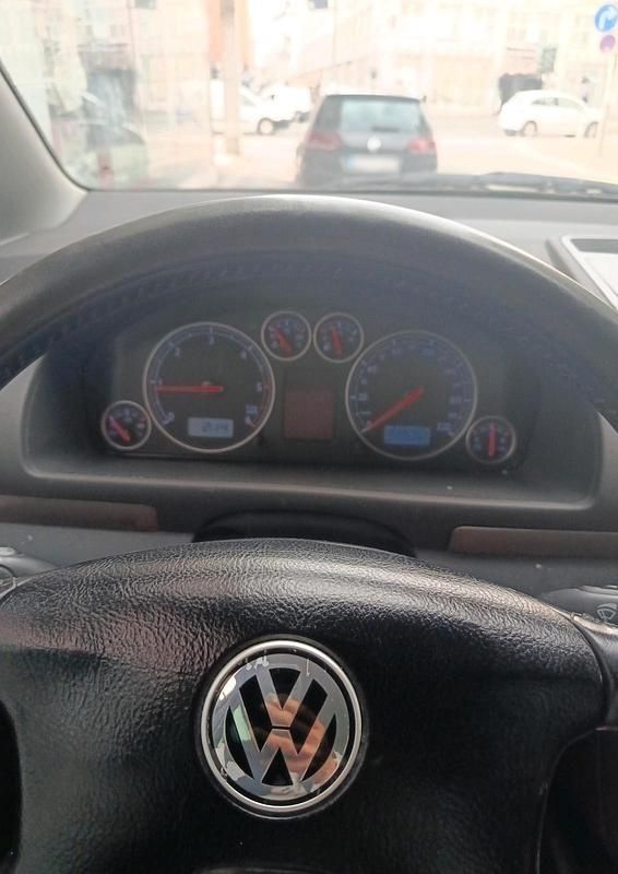 Gebraucht VW Sharan 2000 Silber Van / Kleinbus