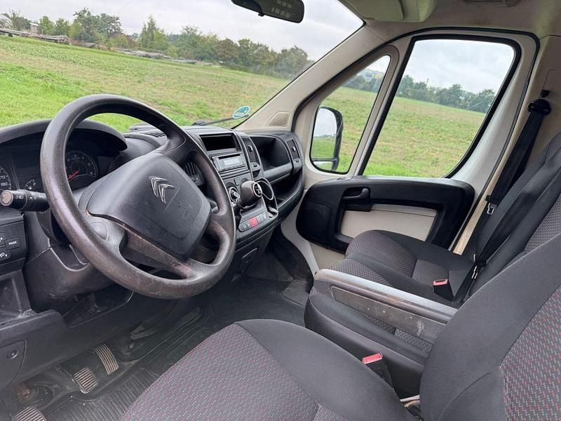 Weiß Gebraucht 2017 Citroën Jumper Van / Kleinbus | 10.850 € (Superpreis) - Bild 1/4