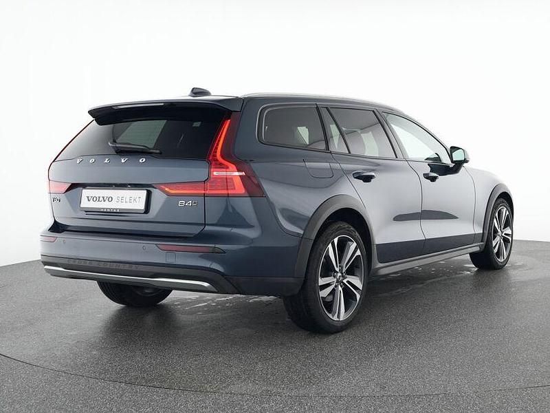 Gebraucht Volvo V60 197 PS (144 kW) 2023 Andere Kombi