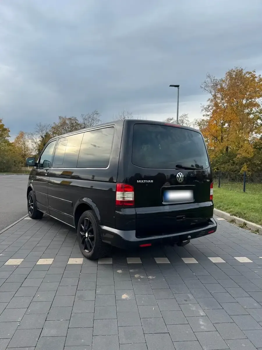 Używany VW T5 174 KM (127 kW) 2007 Czarny Van