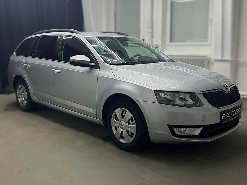 Gebraucht Skoda Octavia 105 PS (77 kW) 2014 Silber Kleinwagen