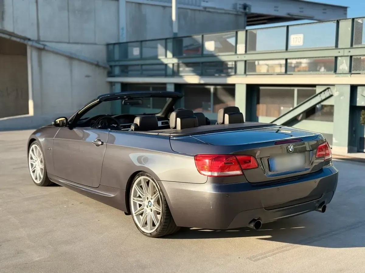Gebraucht BMW 335 Cabriolet M Sport 306 PS (225 kW) 2007 Grau Cabrio