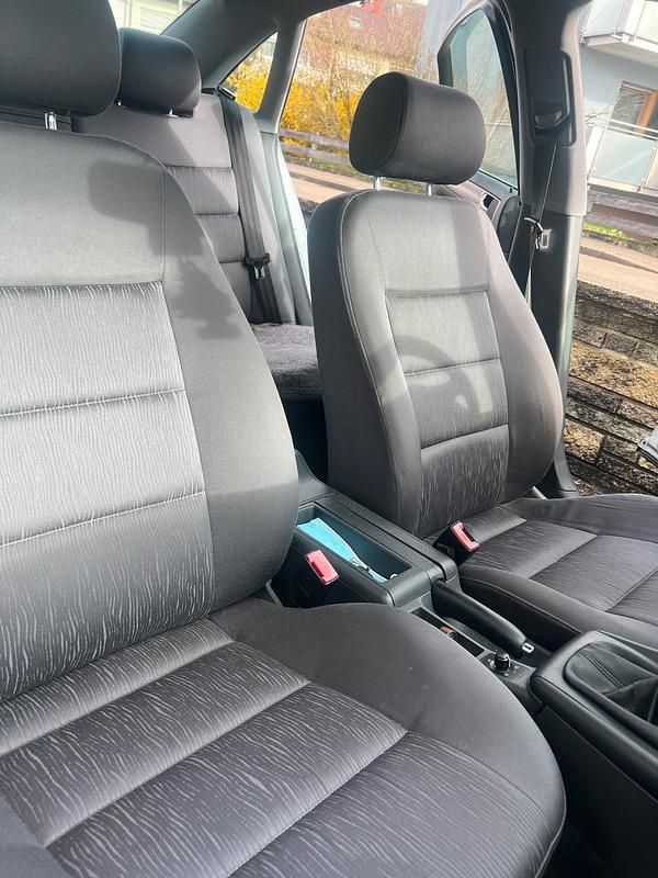 Gebraucht Audi A6 150 PS (110 kW) 2001 Silber Limousine