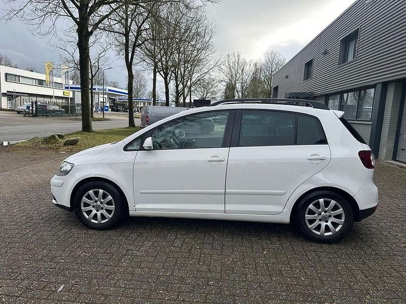 Gebraucht VW Golf Plus Cross Comfortline 105 PS (77 kW) 2008 Weiß Van / Kleinbus