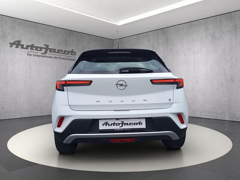Gebraucht Opel Mokka-e Elegance 100 kW (136 PS) 2022 Jade weiß (uni) SUV