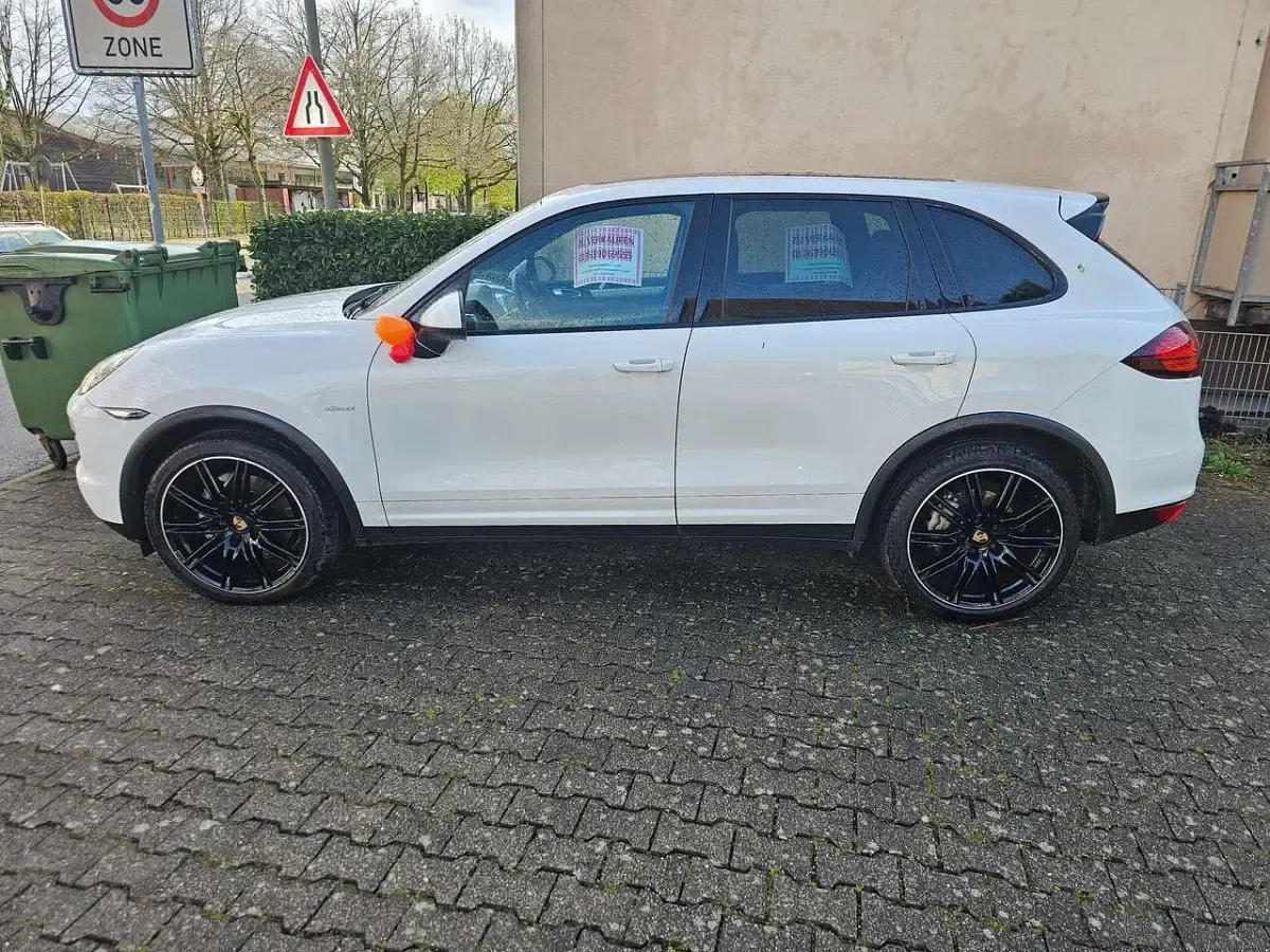 Gebraucht Porsche Cayenne S Diesel 382 PS (280 kW) 2013 Weiß SUV
