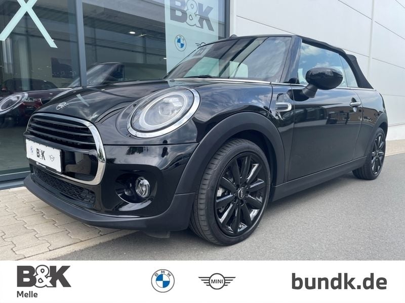 Schwarz metallic midnight black metallic schwarz Gebraucht 2019 Mini Cooper Cabriolet Chili Cabrio | 27.490 € (Teuer) - Bild 1/4