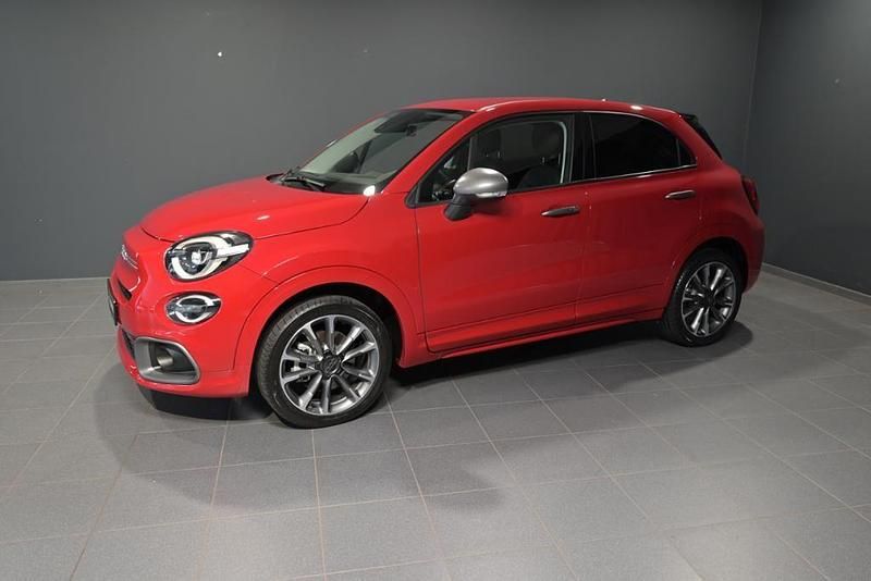 Rot passione rot Gebraucht 2024 Fiat 500X Basis SUV | 19.290 € (Superpreis) - Bild 1/4