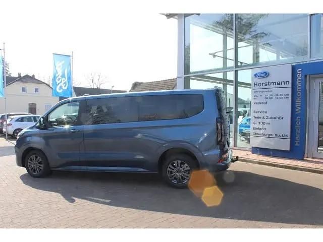 Neu Ford Tourneo Custom Titanium 170 PS (125 kW) 2025 Blau Van