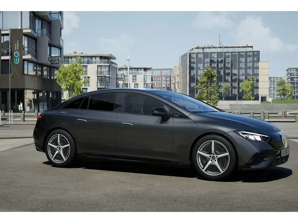 Gebraucht Mercedes EQE300 AMG 180 kW (245 PS) 2025 Grau Limousine