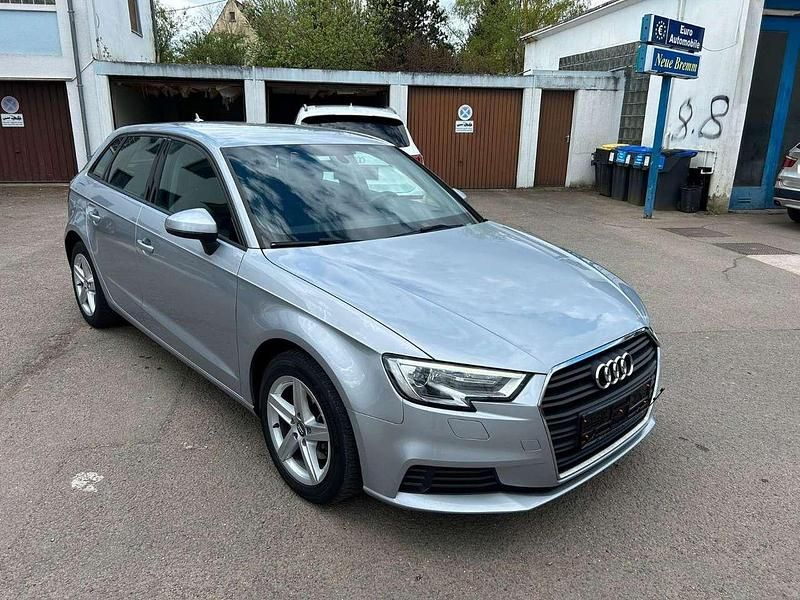 Gebraucht Audi A3 Sportback 110 PS (80 kW) 2017 Florettsilber metallic Kleinwagen