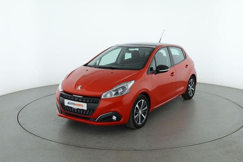 Orange Gebraucht 2017 Peugeot 208 Active Kleinwagen | 8.960 € (Fairer Preis) - Bild 1/3