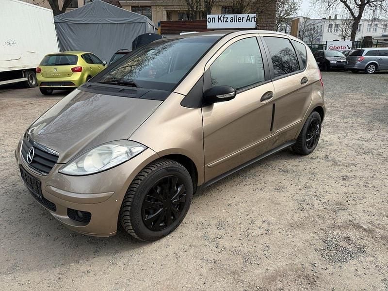 Gebraucht Mercedes A160 82 PS (60 kW) 2006 Gold Kleinwagen