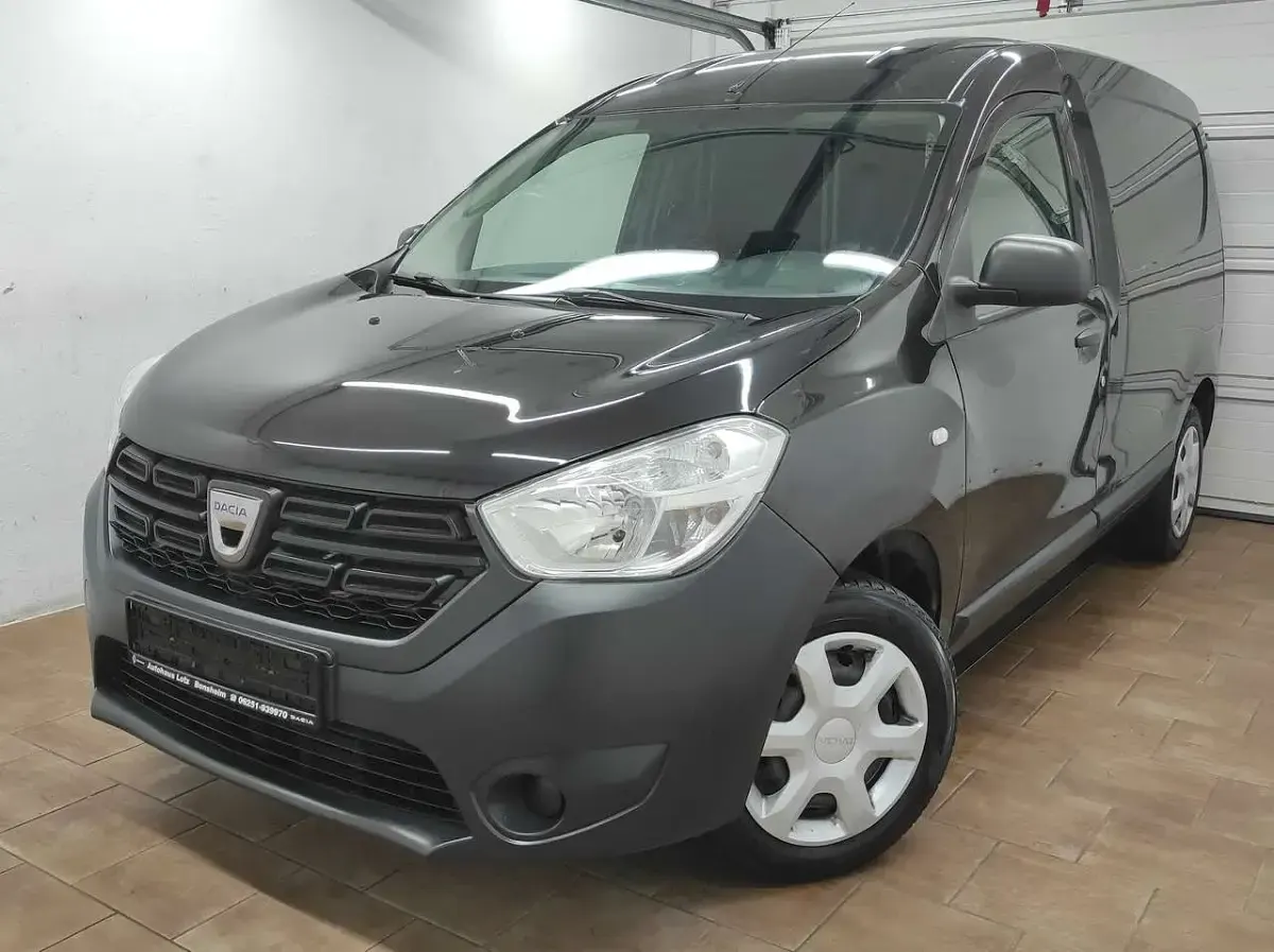 Gebraucht Dacia Dokker 102 PS (75 kW) 2018 Perlmuttschwarz Van / Kleinbus