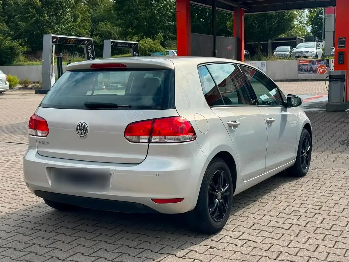 Gebraucht VW Golf VI 80 PS (58 kW) 2012 Kleinwagen