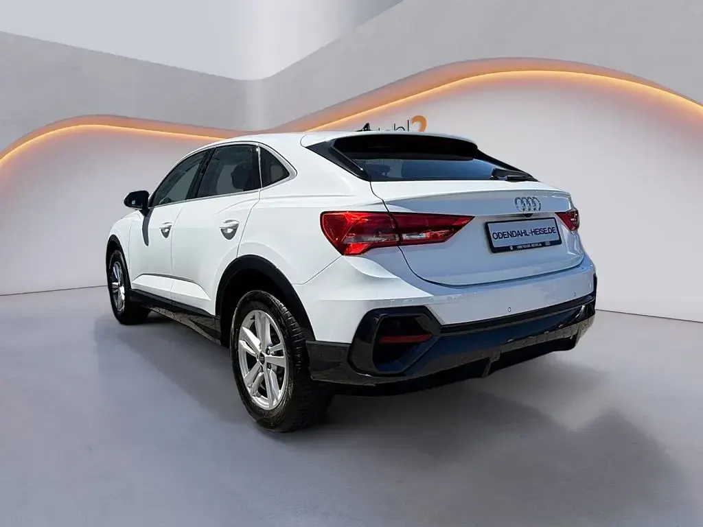 Gebraucht Audi Q3 Sportback Performance 150 PS (110 kW) 2023 Weiß SUV