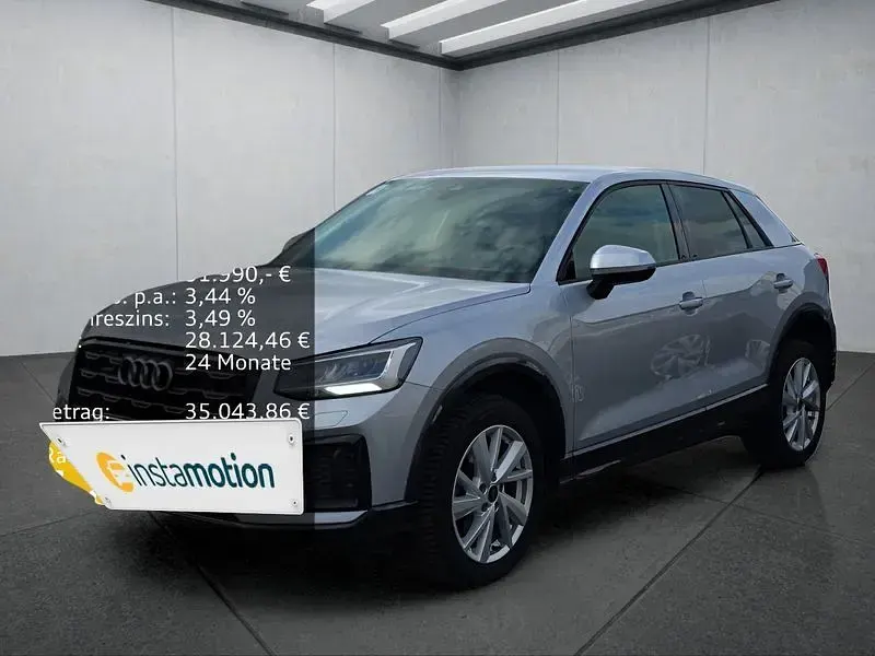 Używany Audi Q2 Advanced 190 KM (139 kW) 2025 Srebrny SUV