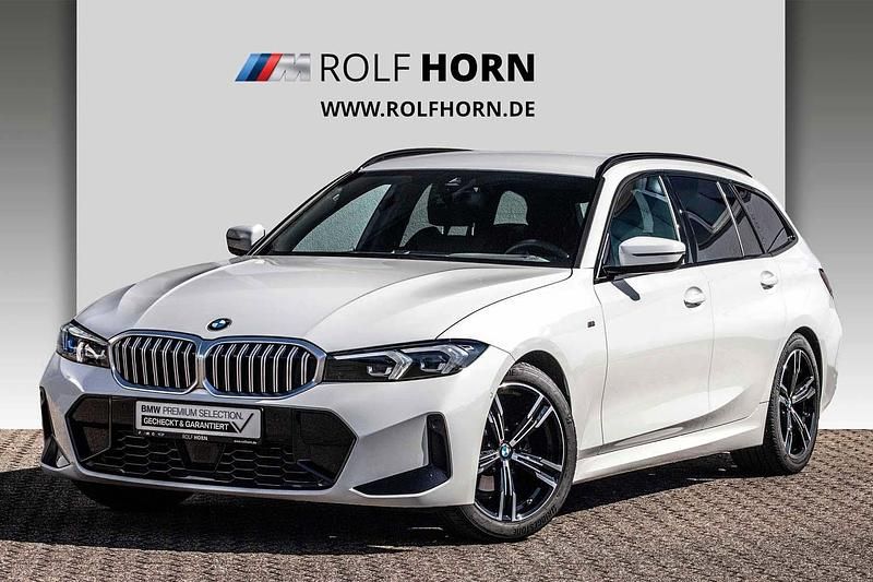 Weiß Gebraucht 2024 BMW 318 M Sport Kombi | 37.730 € (Fairer Preis) - Bild 1/4