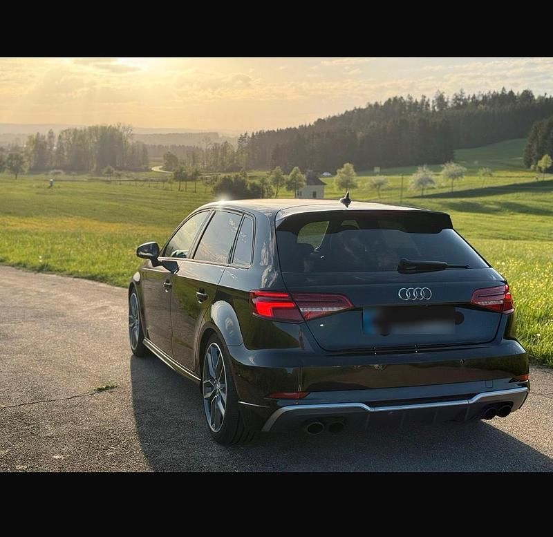 Gebraucht Audi S3 310 PS (228 kW) 2017 Schwarz Limousine