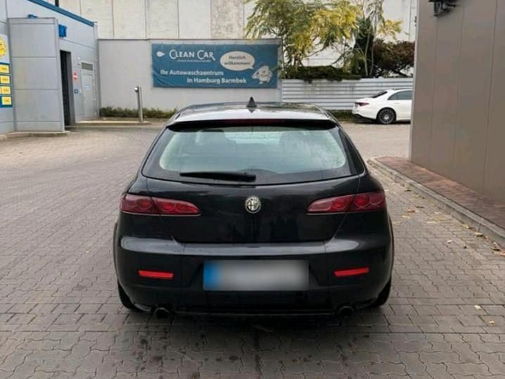 Gebraucht Alfa Romeo 159 200 PS (147 kW) 2011 Schwarz Kombi