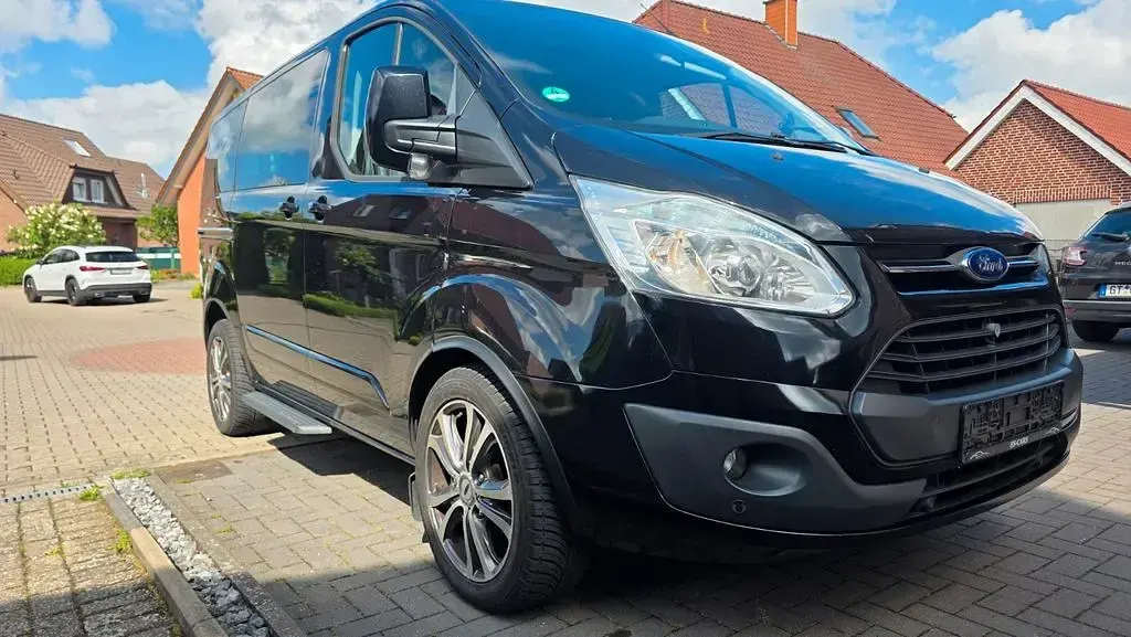 Gebraucht Ford Transit Custom Titanium 155 PS (114 kW) 2016 Schwarz Van / Kleinbus
