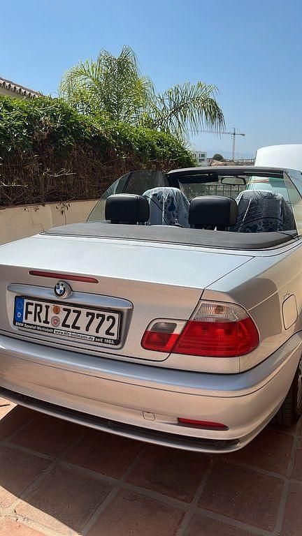 Gebraucht BMW 318 143 PS (105 kW) 2002 Silber Cabrio