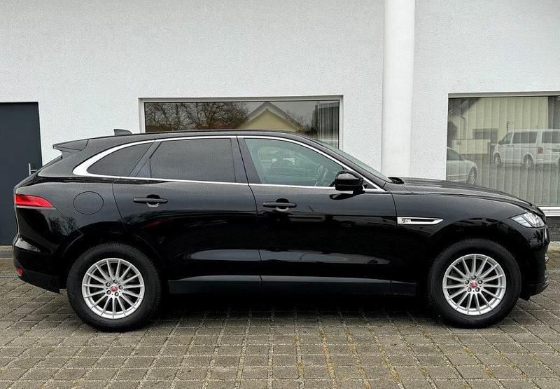 Gebraucht Jaguar F-Pace 183 PS (134 kW) 2018 Schwarz SUV