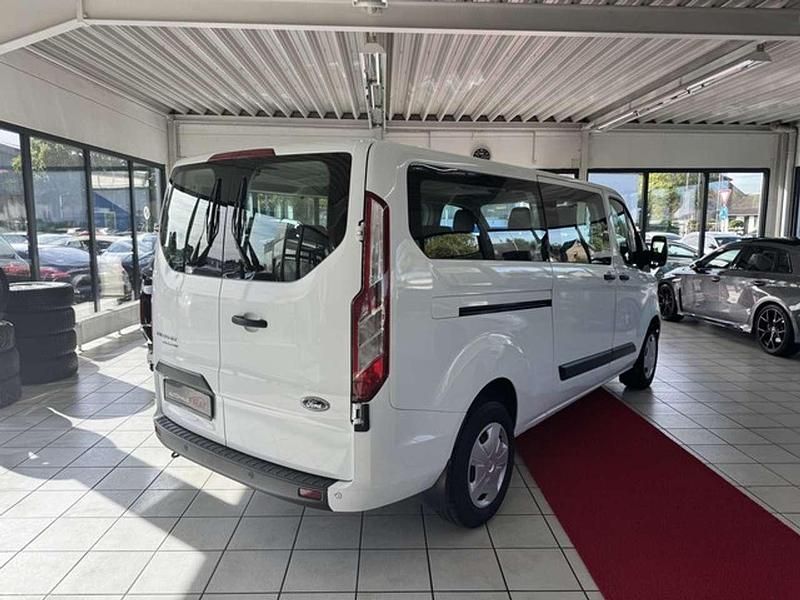 Gebraucht Ford Transit Custom 131 PS (96 kW) 2023 Frostweiß Van / Kleinbus